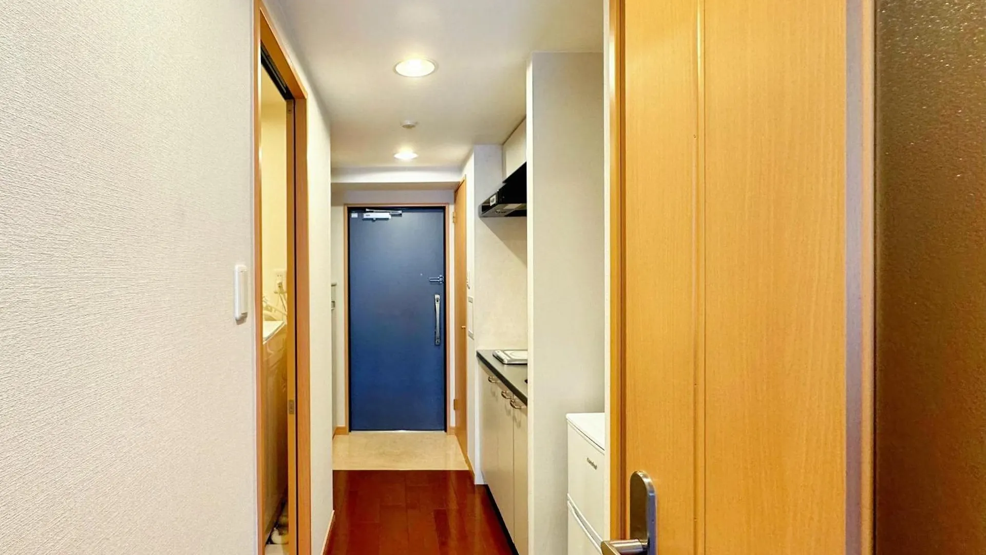 Crystal Court Namba 204, 402, 704, 801, 802, 902 - Vacation Stay 18807 Osaka Apartment
