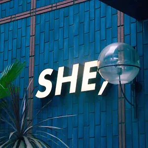 She, Osaka